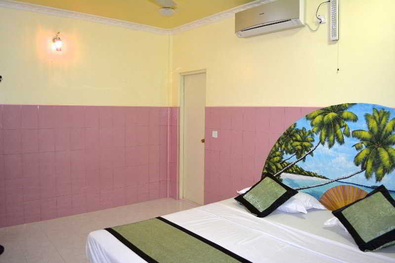 Arena Lodge Sky Maafushi Exterior photo