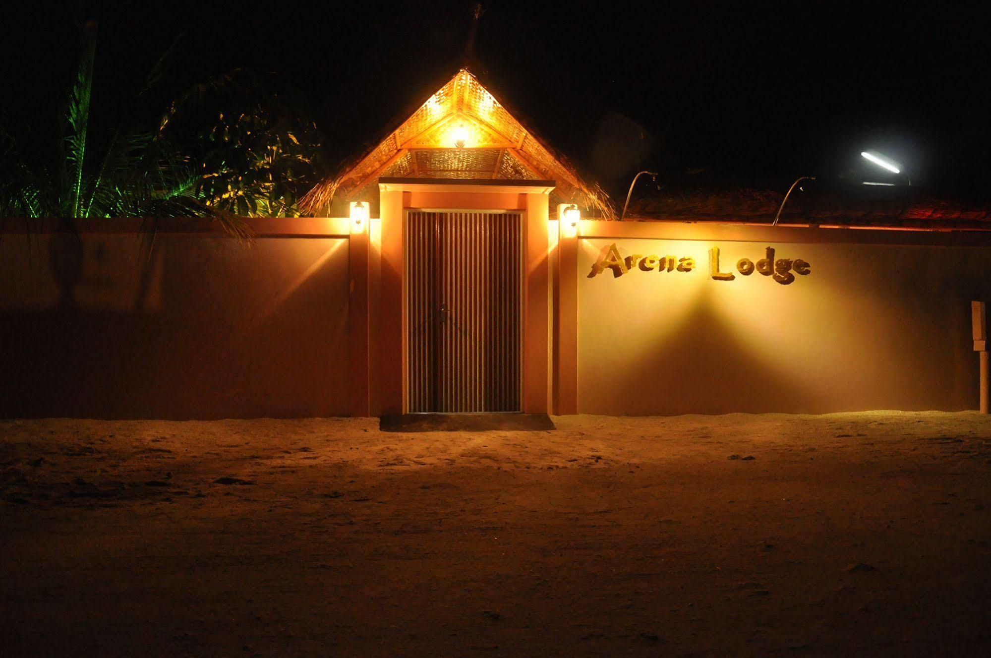 Arena Lodge Sky Maafushi Exterior photo