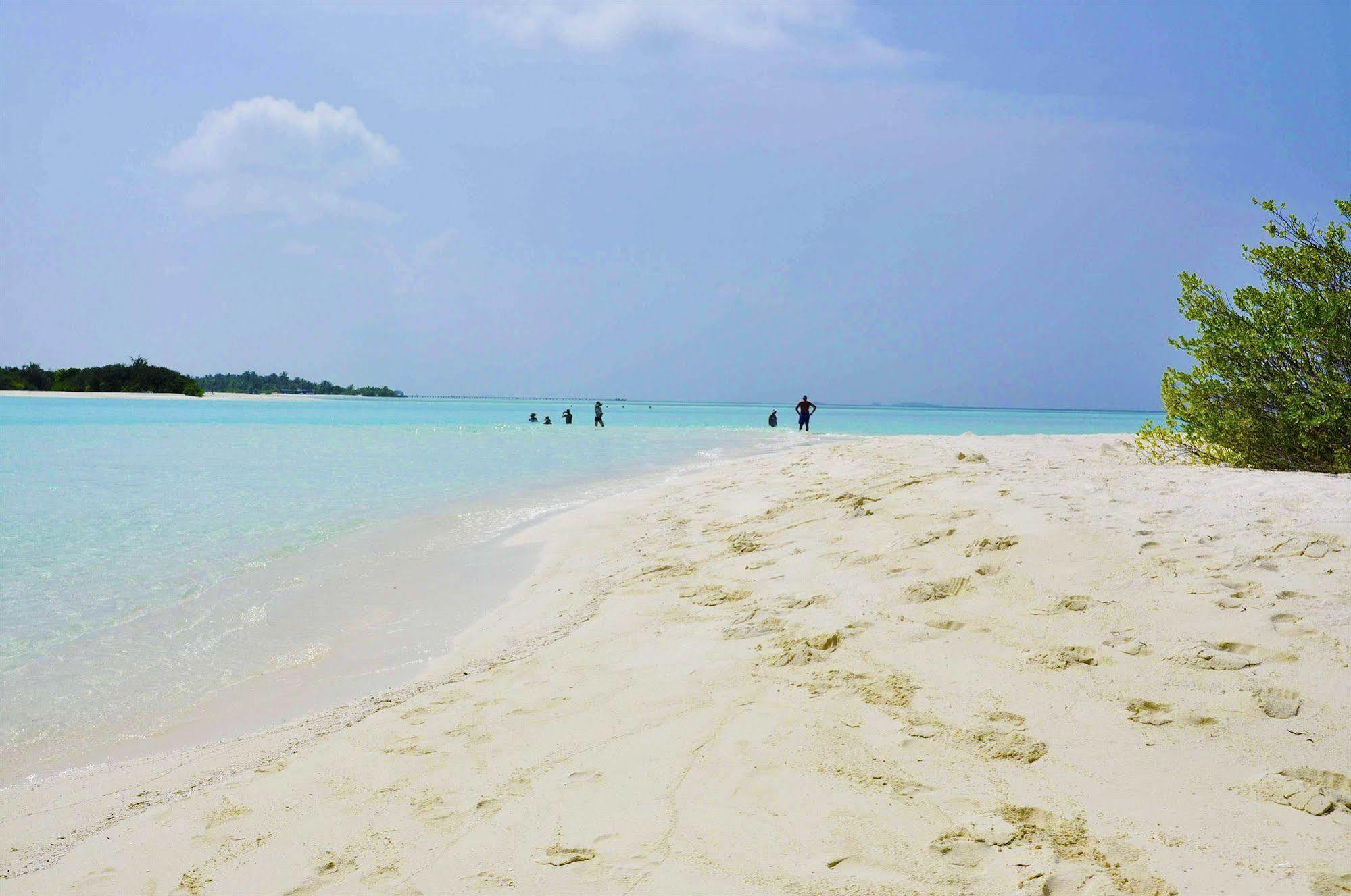 Arena Lodge Sky Maafushi Exterior photo
